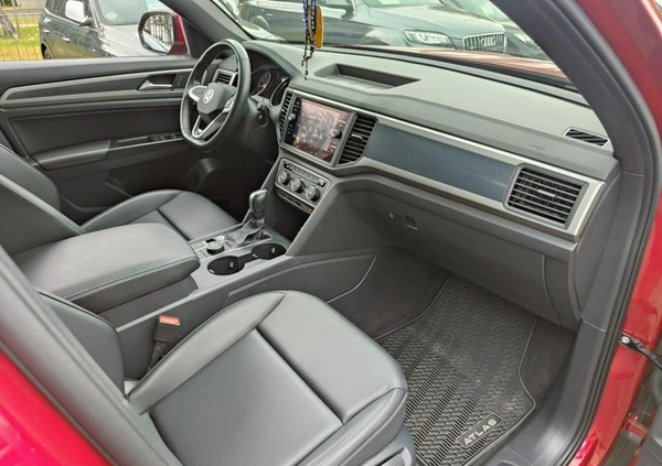 Volkswagen Atlas cena 159000 przebieg: 32045, rok produkcji 2020 z Dziwnów małe 529